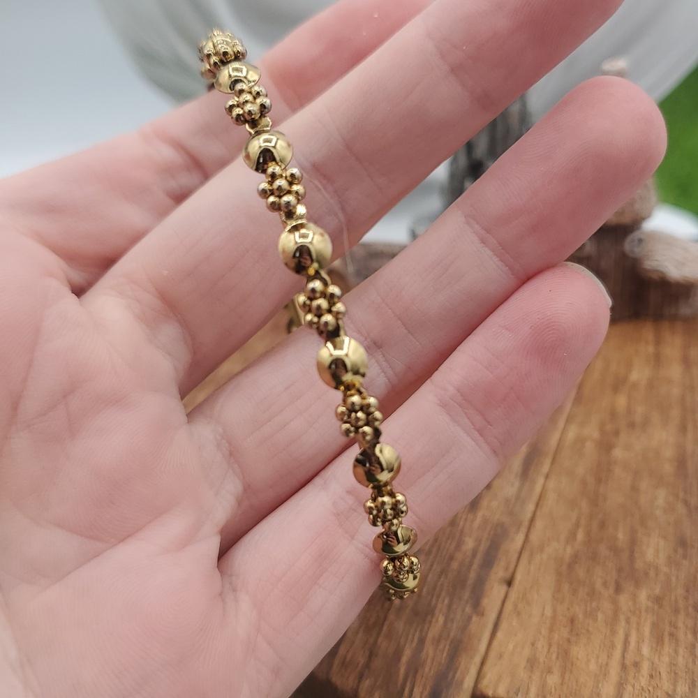 Cranberry Gold Tone Edwardian Bloom Bracelet B3338 - Picture 3 of 4